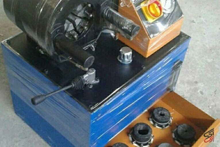 تولید و طراحی دستگاه پرس شیلنگ هیدرولیک 1/4 تا 2 اینچ (رومیزی)